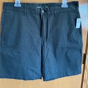 Old Navy Men's Gray Flat-Front Chino Shorts